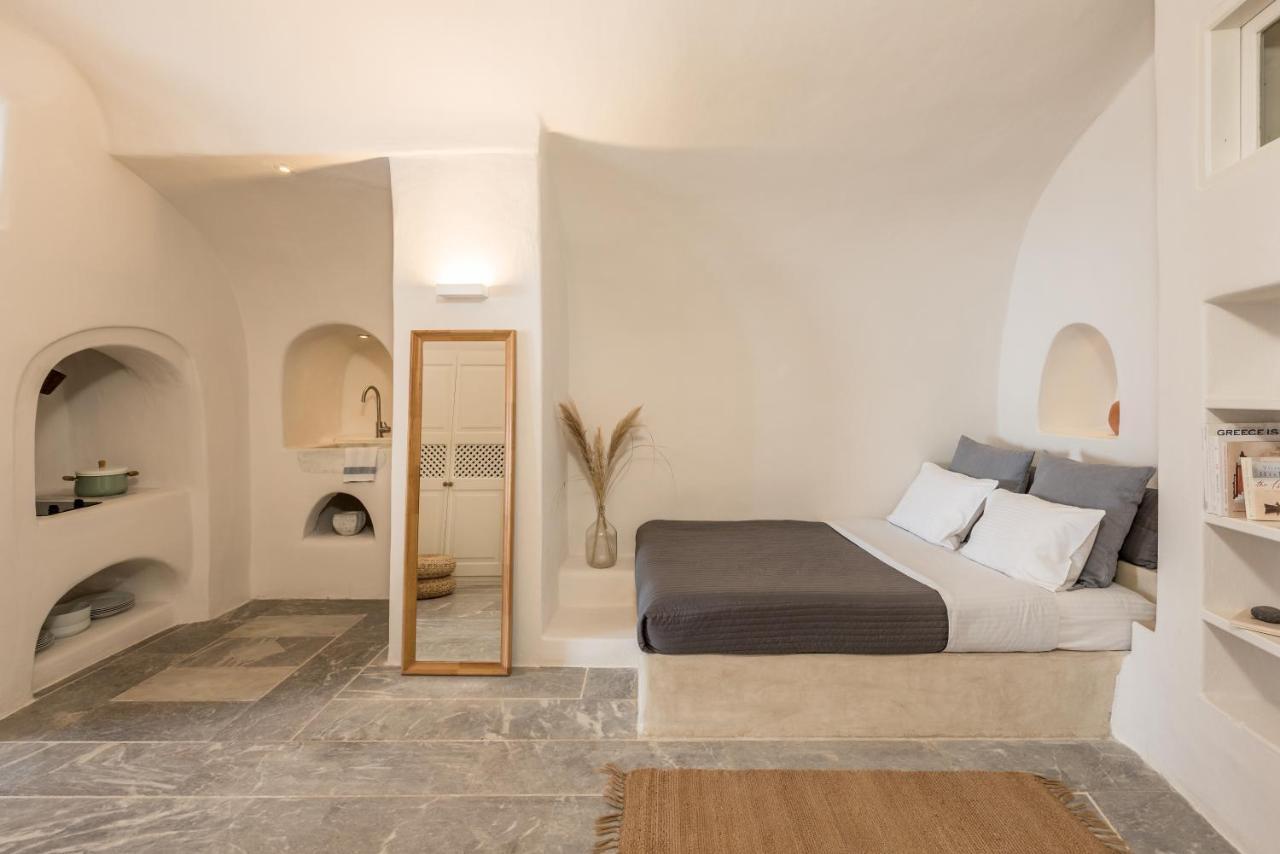 Villa Historic Old Bakery Cave By Cycladica Ia Exterior foto